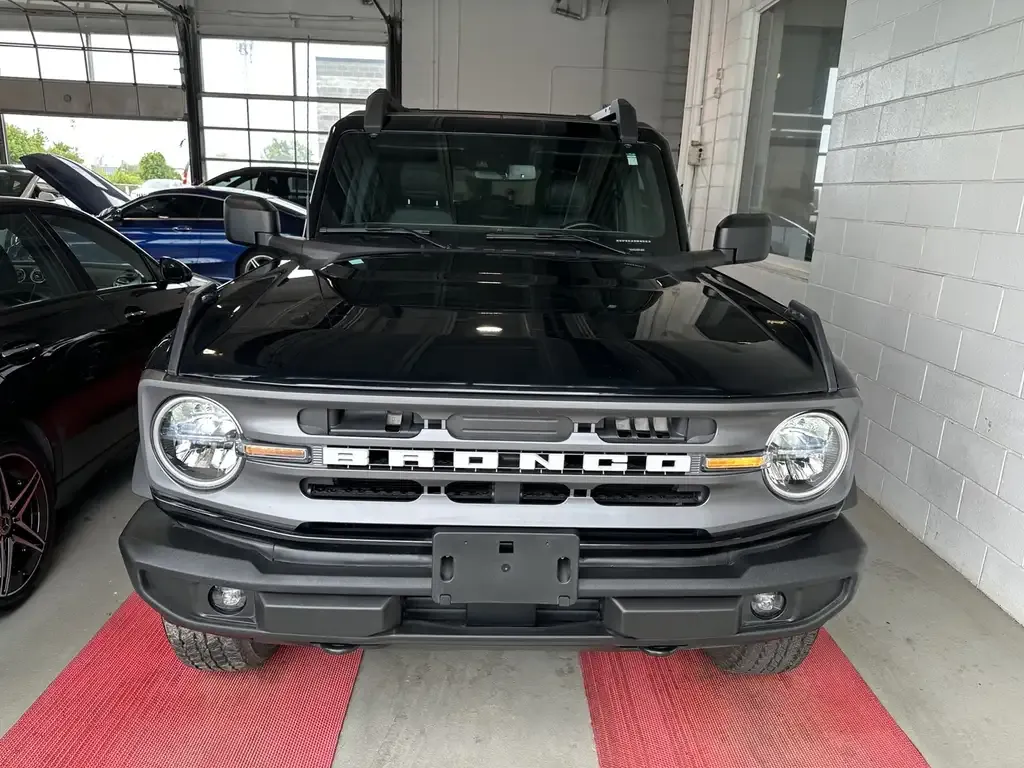 Ford Bronco 2024 photo 2
