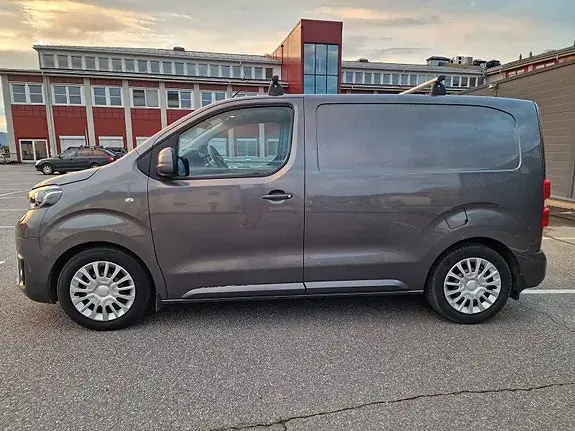 Toyota Proace 2017 photo 2