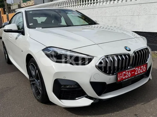 BMW 218I 2024 photo 2