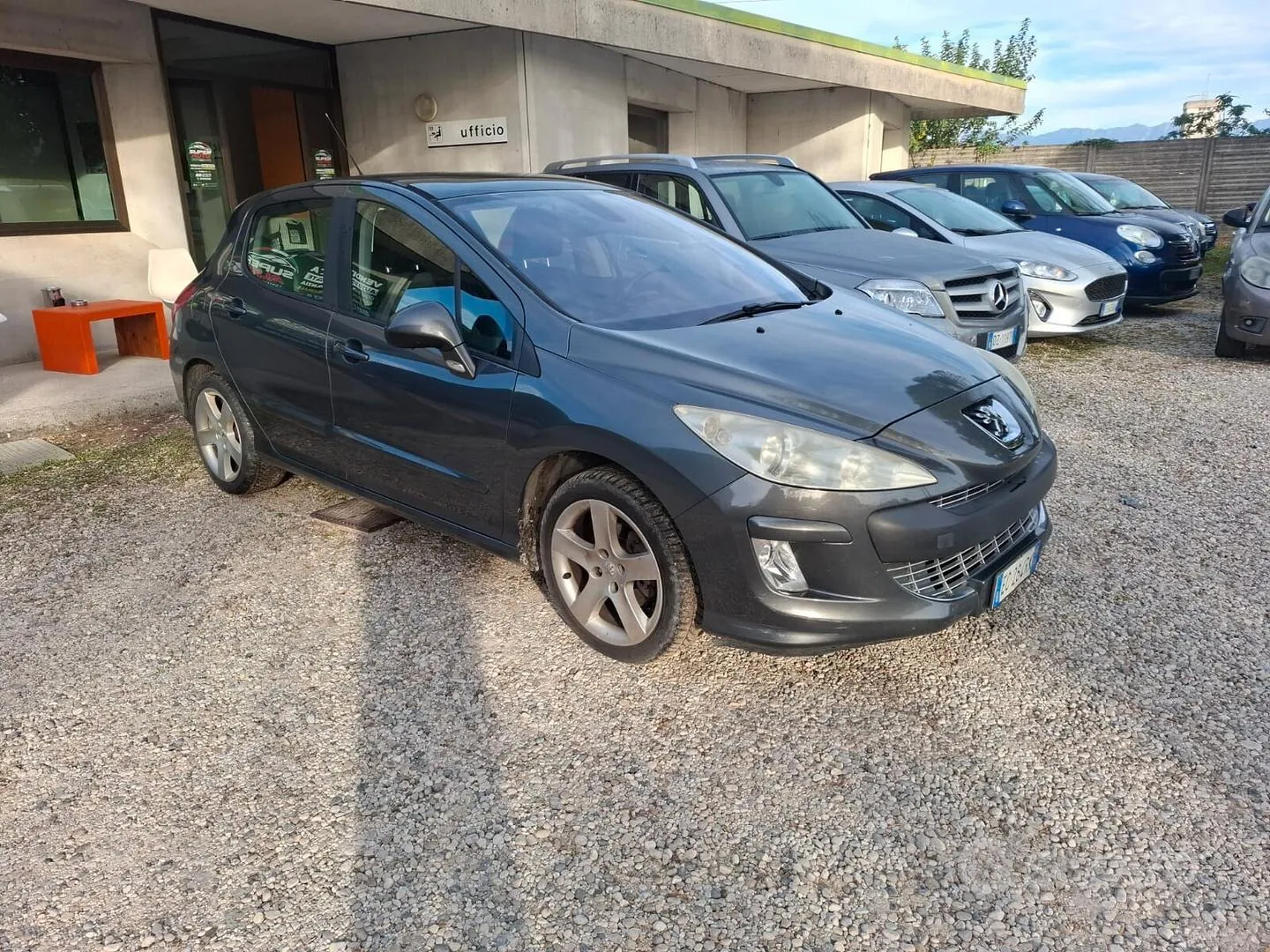 Peugeot 308 2010 photo 2
