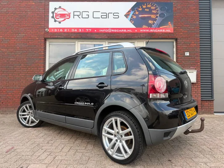 Volkswagen Polo 2008 photo 2