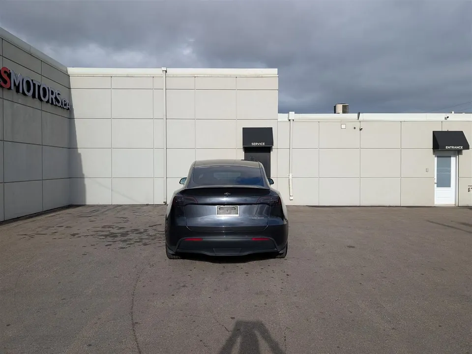 Tesla Model Y 2024 photo 4