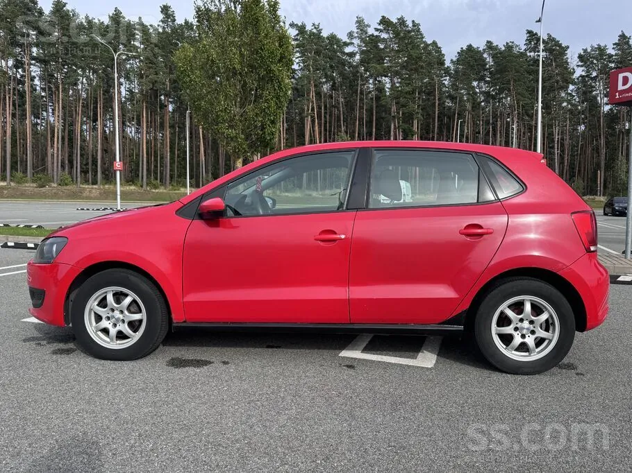 Volkswagen Polo 2012 photo 5