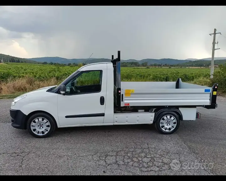 Fiat Doblo 2013 photo 4
