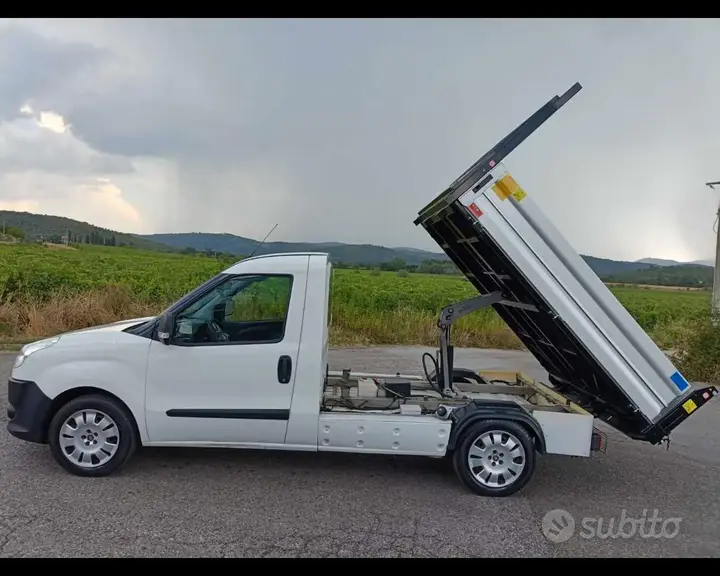 Fiat Doblo 2013 photo 5
