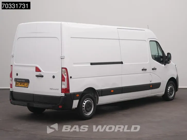 Renault Master 2023 photo 2