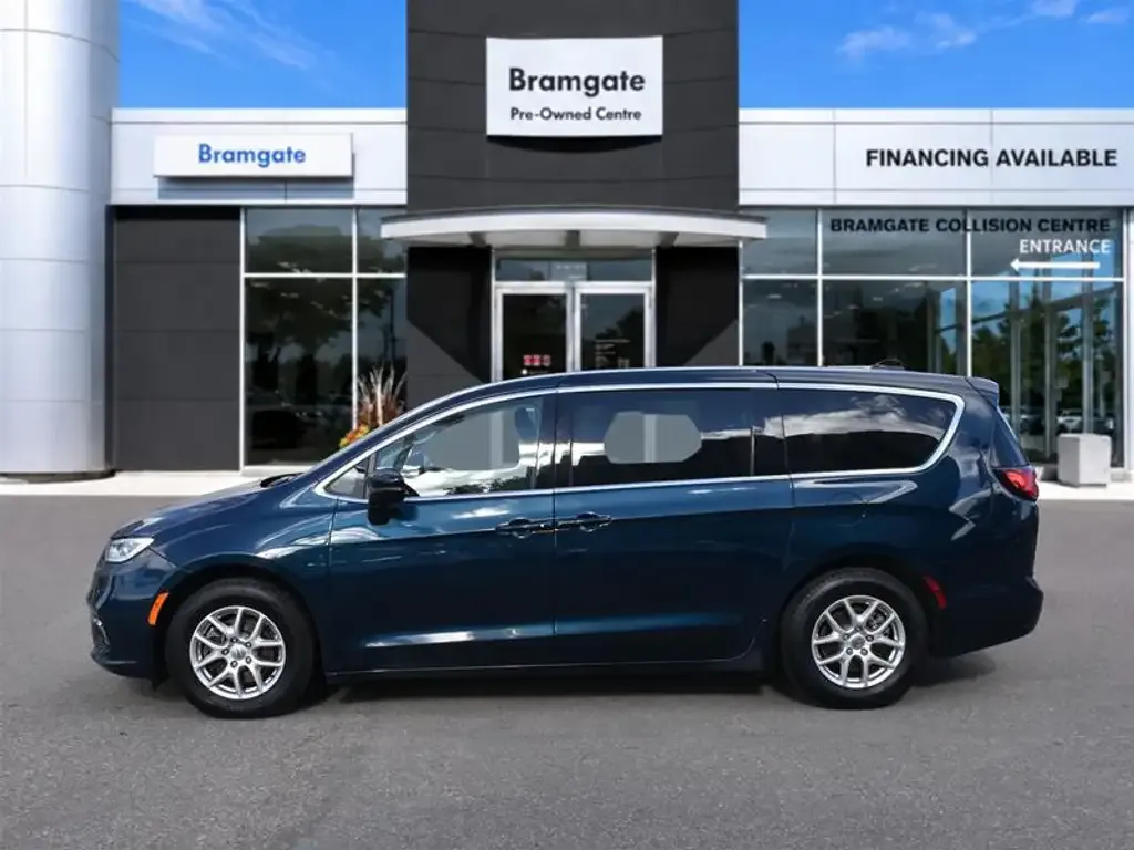 Chrysler Pacifica 2024 photo 4