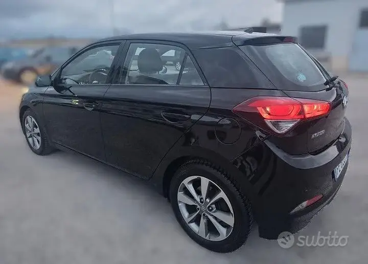 Hyundai I20 2016 photo 2