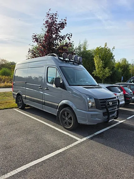 Volkswagen Crafter 35 2012 photo 2