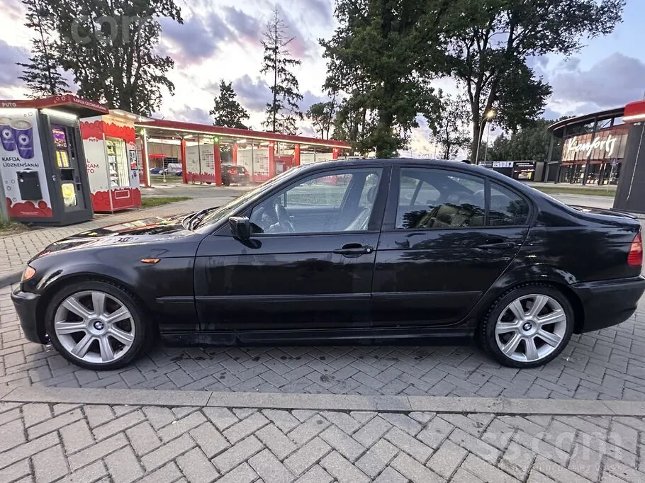 BMW 330 2004 photo 3