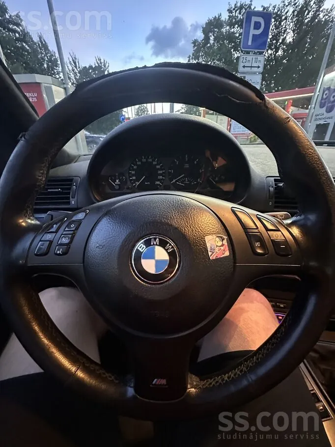 BMW 330 2004 photo 5