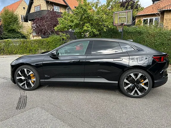 Polestar 4 2026 photo 2