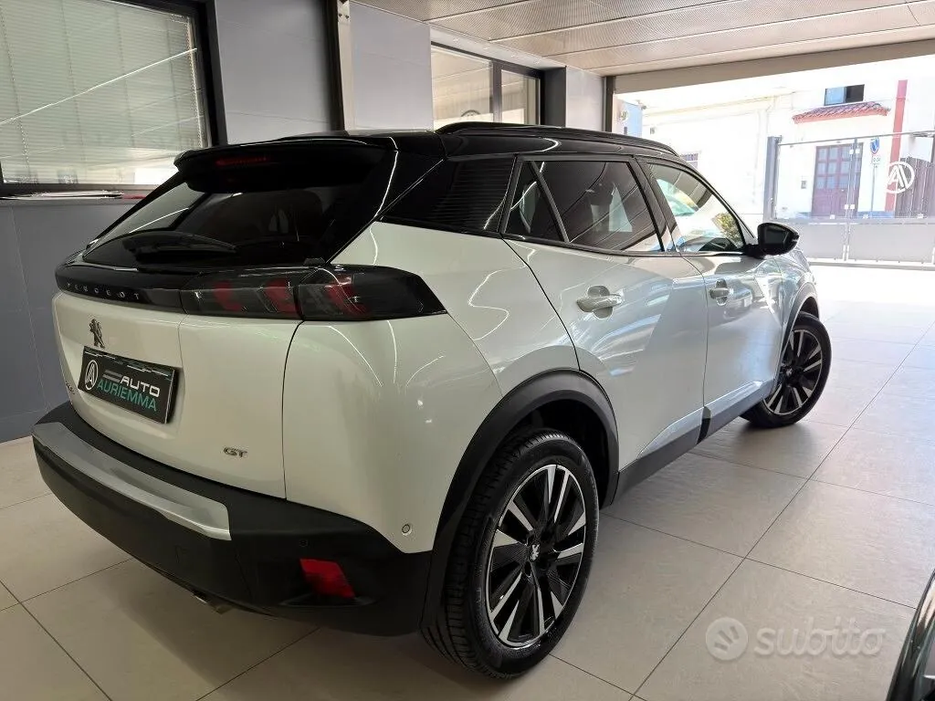 Peugeot 2008 2022 photo 5