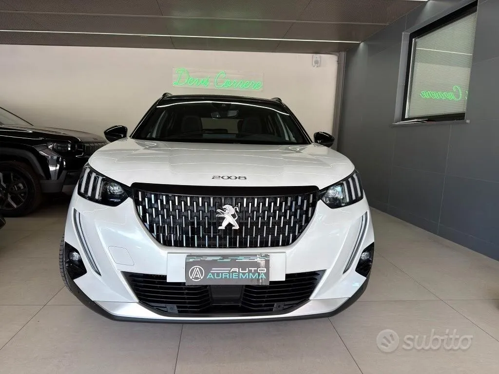 Peugeot 2008 2022 photo 2