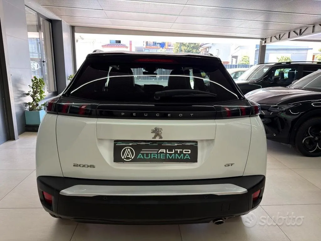 Peugeot 2008 2022 photo 4