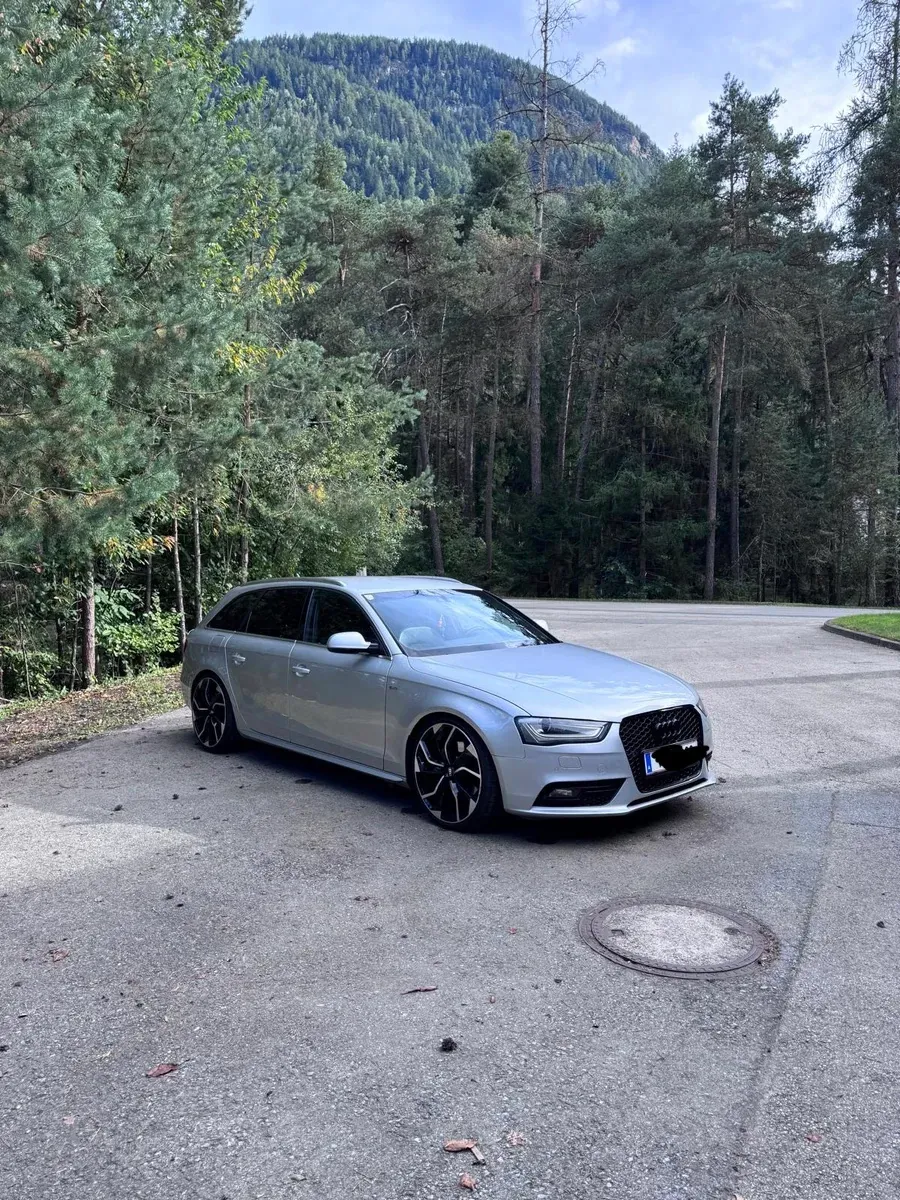 Audi A4 2013 photo 3