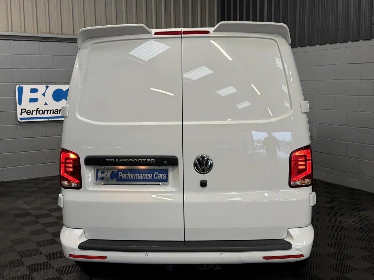 Volkswagen Transporter 2022 photo 5