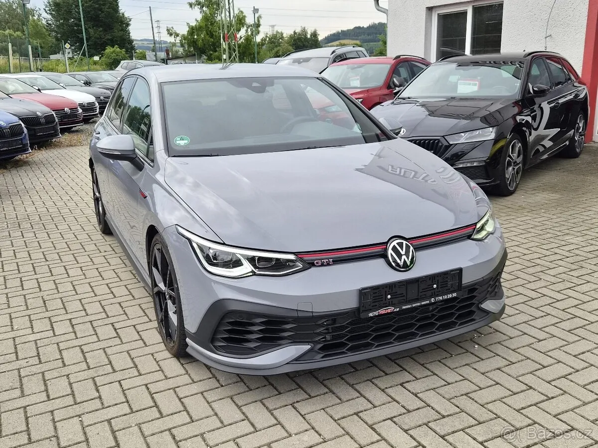 Volkswagen Golf Viii 2021 photo 2