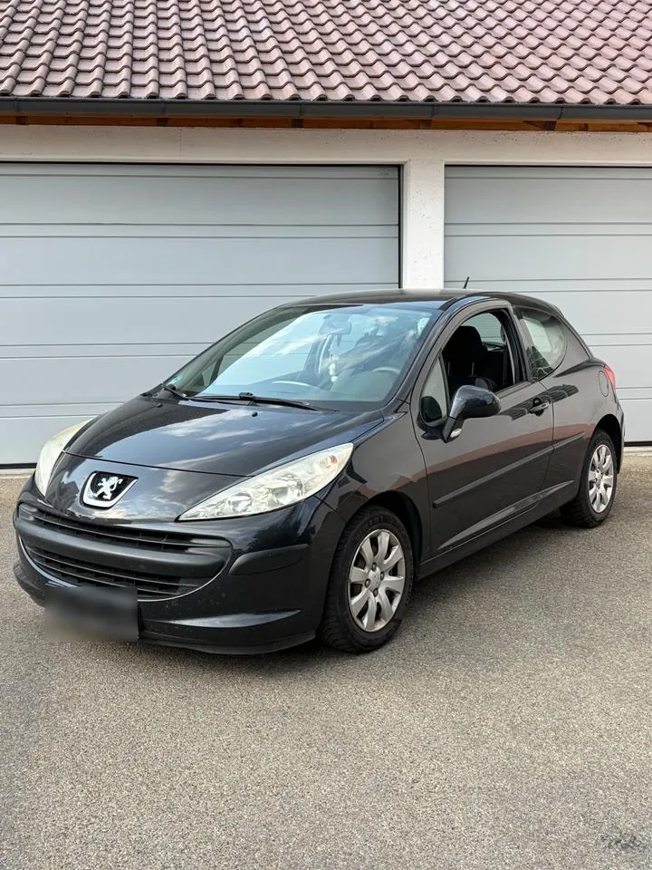 Peugeot 207