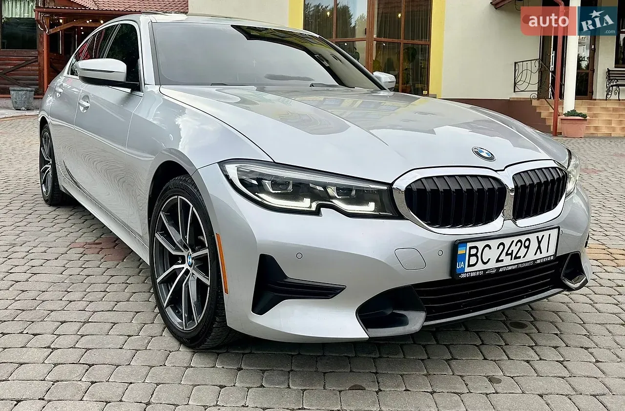 BMW 3 Series 2019 photo 3