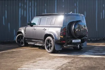 Land Rover Defender 2024 photo 4
