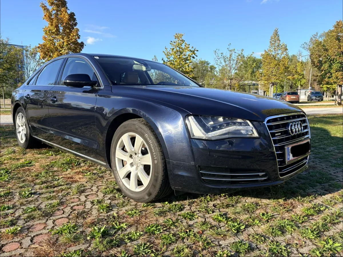 Audi A8