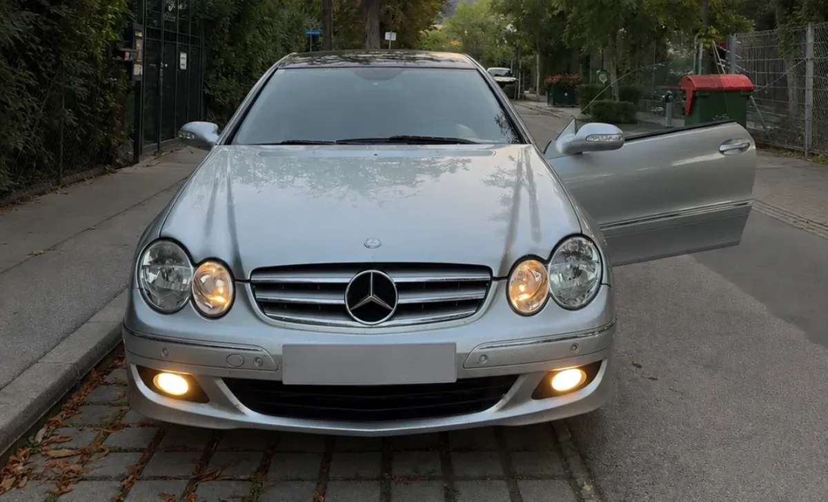 Mercedes-Benz Clk-Class 2007 photo 3