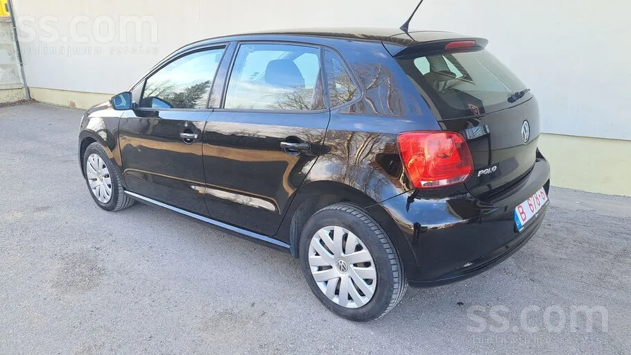 Volkswagen Polo 2013 photo 2