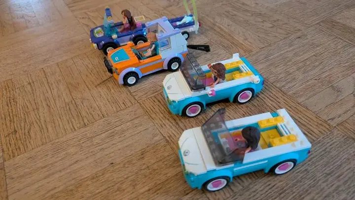 Lego Friends Autos