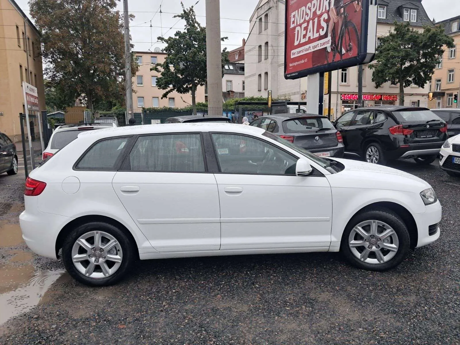Audi A3 Sportback 2010 photo 4
