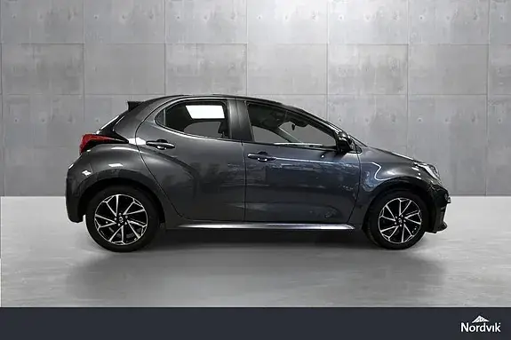Toyota Yaris 2022 photo 4