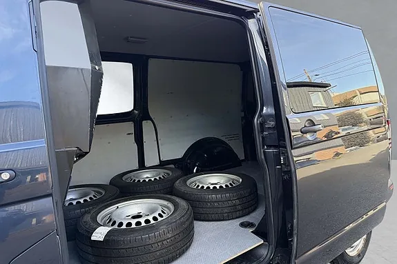 Volkswagen Transporter 2016 photo 5