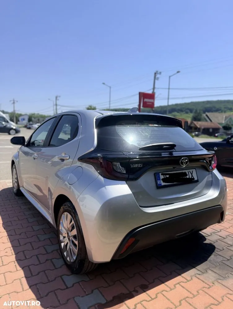 Toyota Yaris 2024 photo 5