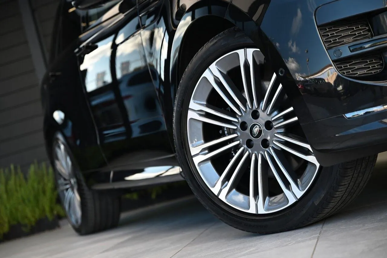 Land Rover Range Rover Sport 2023 photo 3