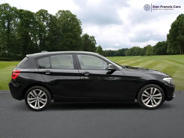 BMW 1 Series 2016 photo 2