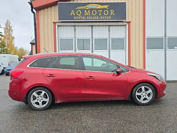 Kia Ceed 2013 photo 4
