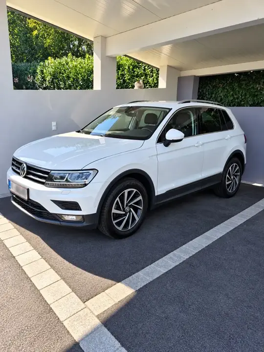 Volkswagen Tiguan 2018 photo 2
