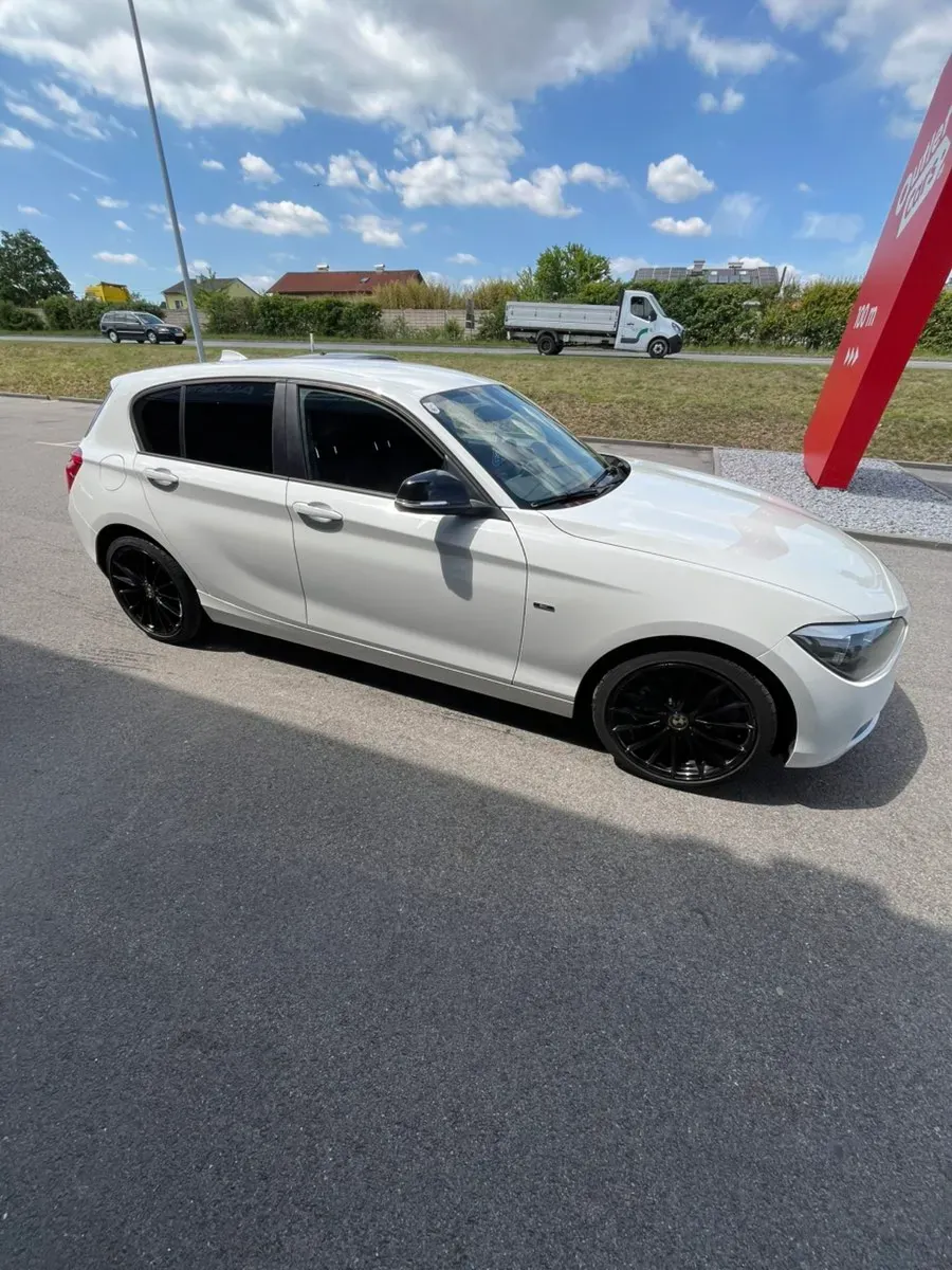 BMW 1 Series 2012 photo 3