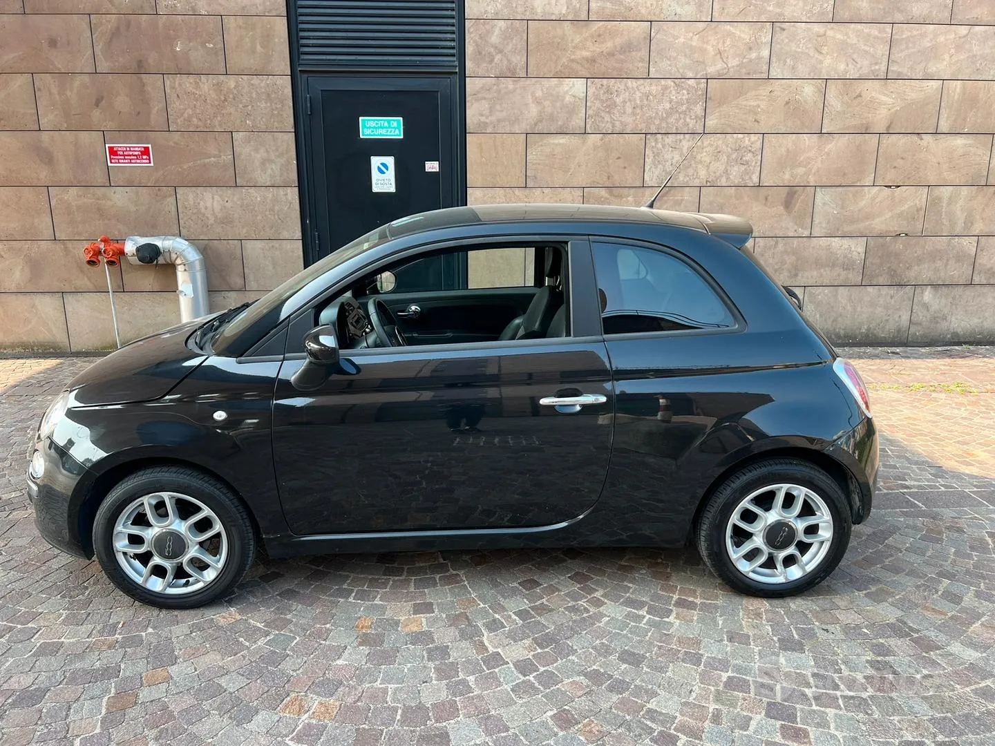 Fiat 500 2010 photo 2