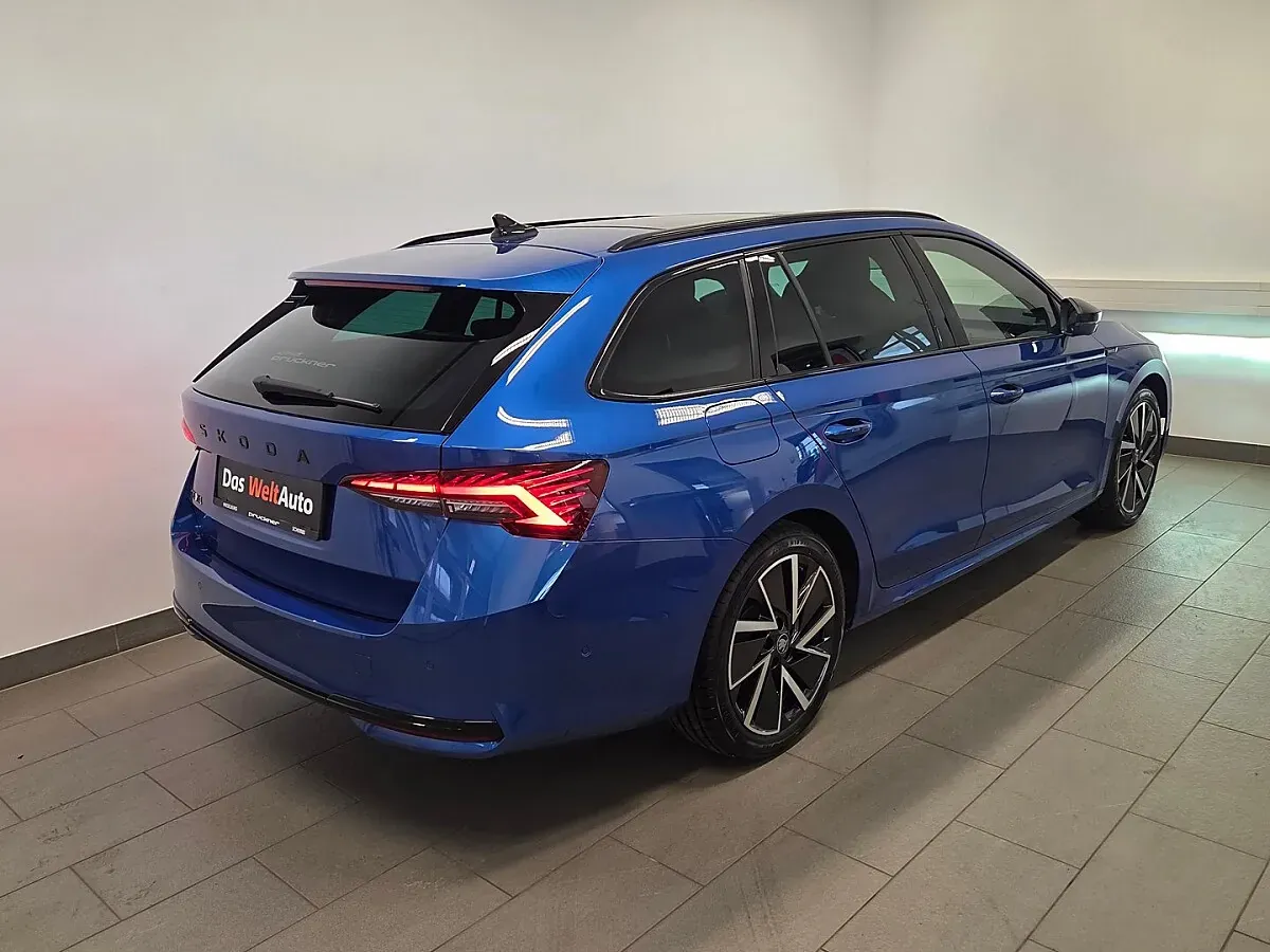Skoda Octavia 2026 photo 2