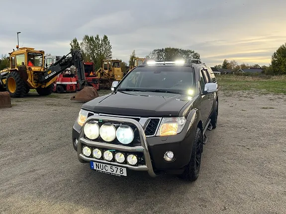 Nissan Navara 2015 photo 4