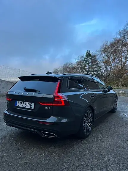 Volvo V60 2020 photo 2
