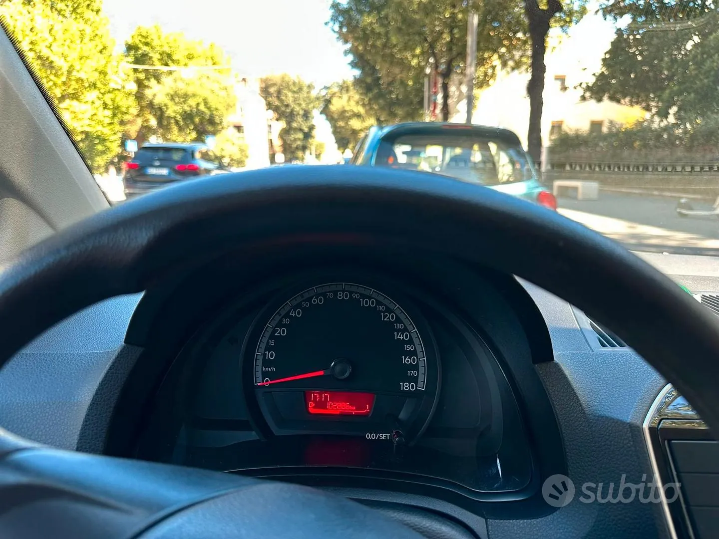 Volkswagen Up 2016 photo 5