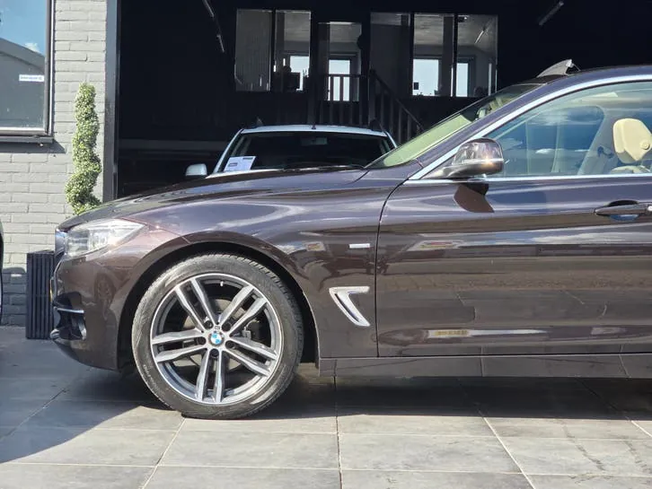 BMW 3 Series Gran Turismo 2013 photo 3