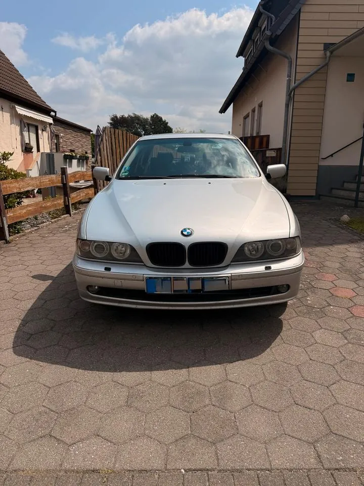 BMW 530I