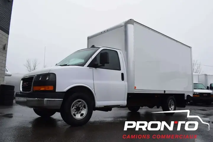 GMC Savana