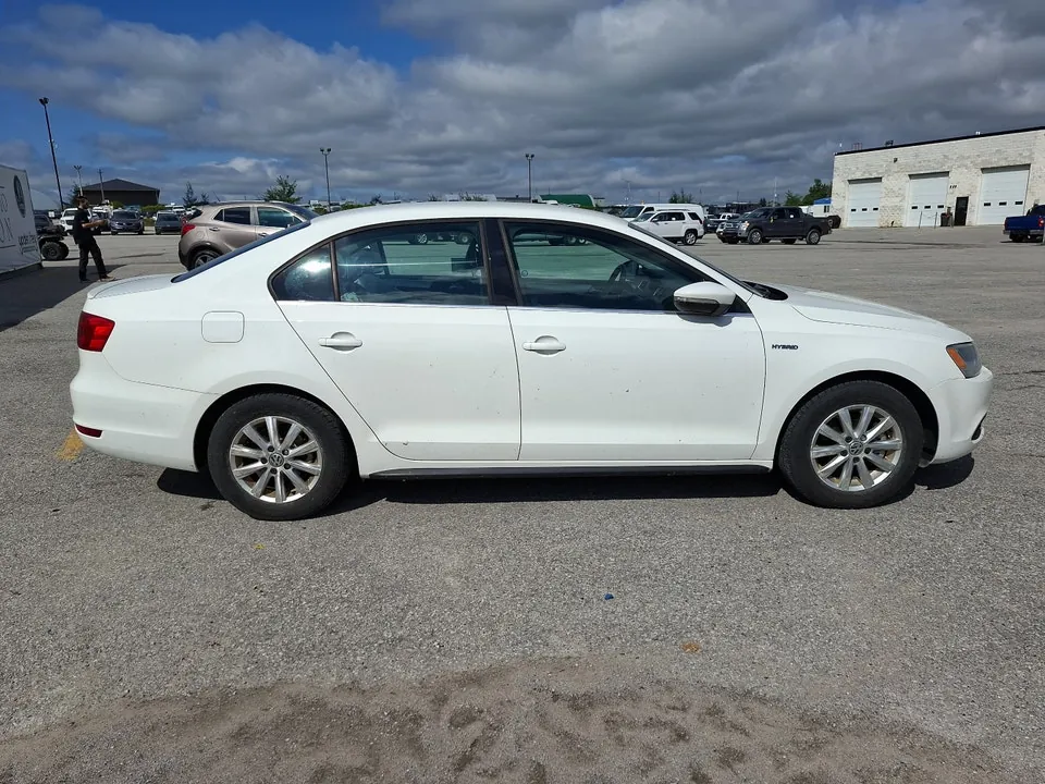 Volkswagen Jetta 2013 photo 4