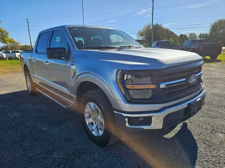 Ford F-150 2025 photo 3