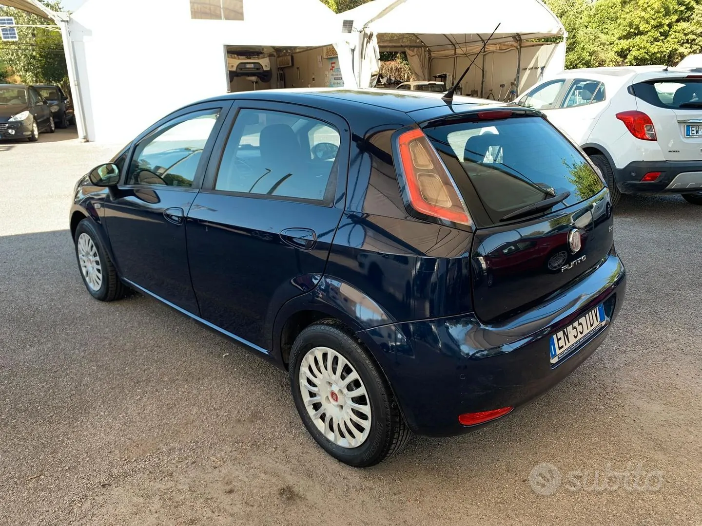 Fiat Punto 2012 photo 4