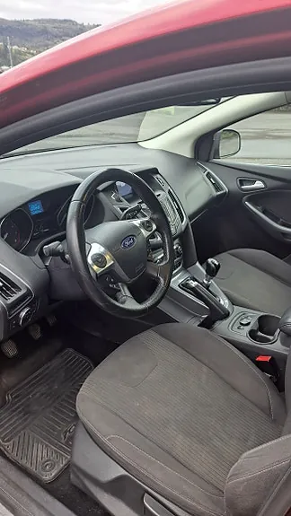 Ford Focus 2012 photo 3